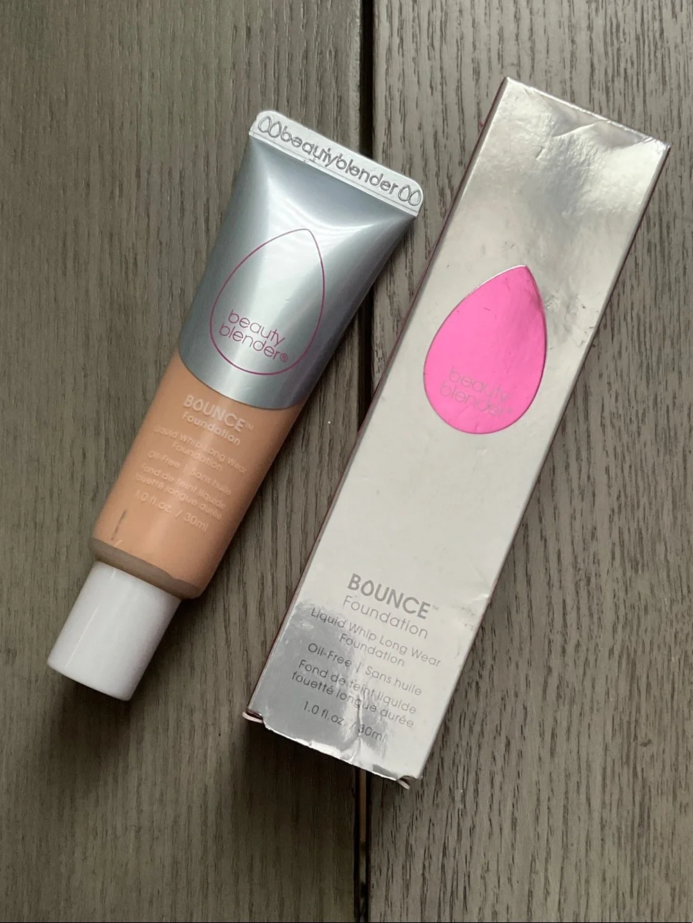 Bounce foundation 3.15 C med beige